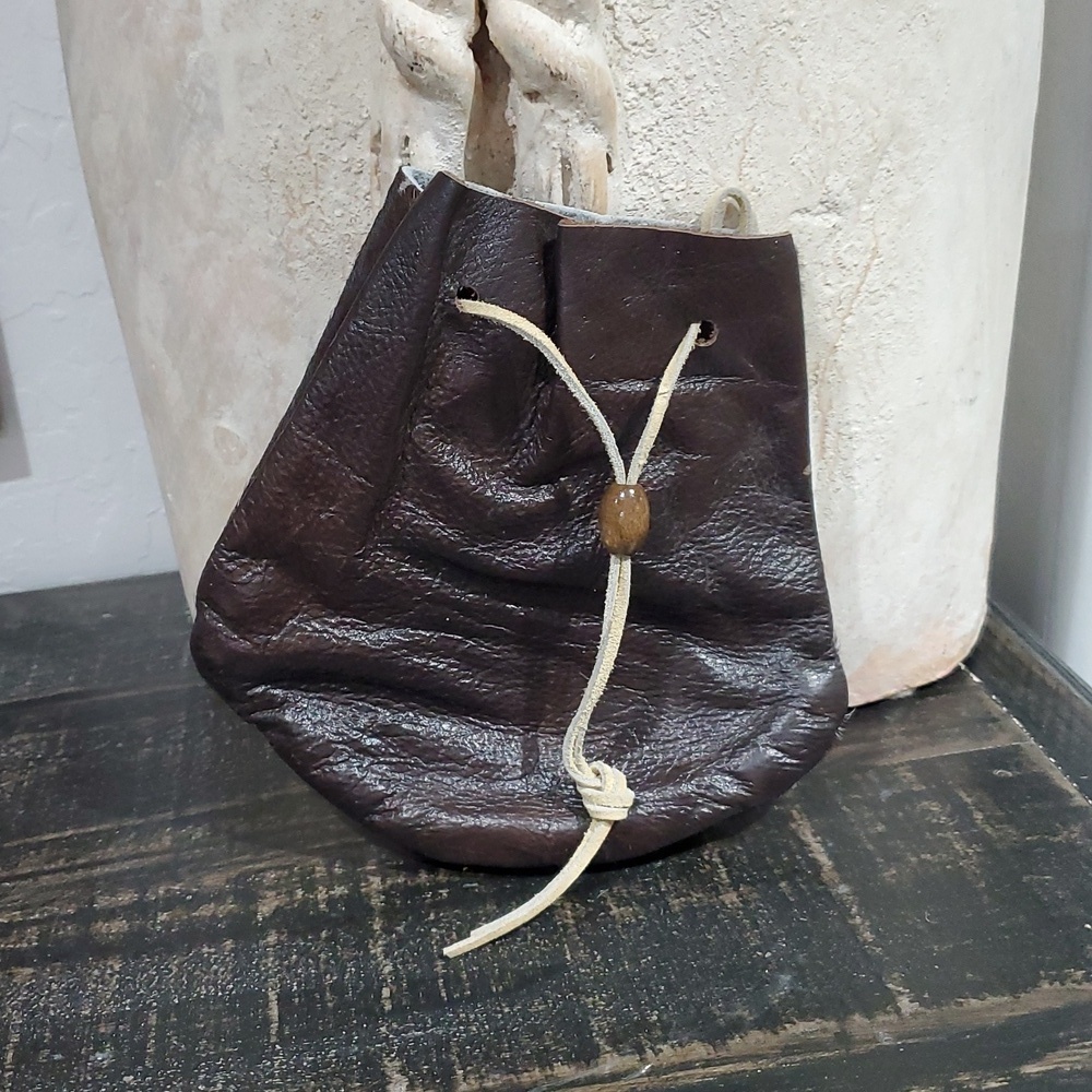 NWOT Brown and White Leather Hair On Hide Medicine Bag Bead Detail Mohawk Native - Picture 4 of 8